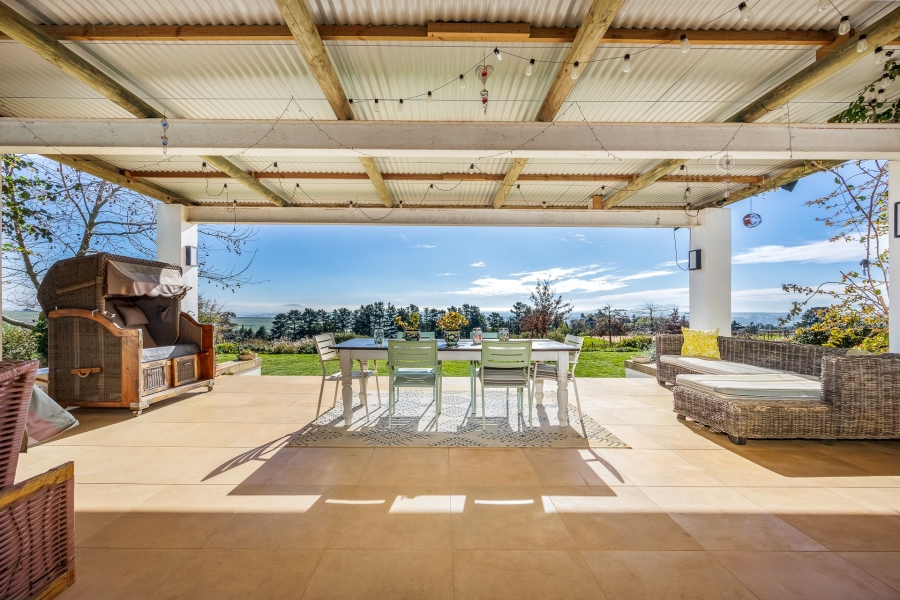5 Bedroom Property for Sale in Stellenbosch Farms Western Cape